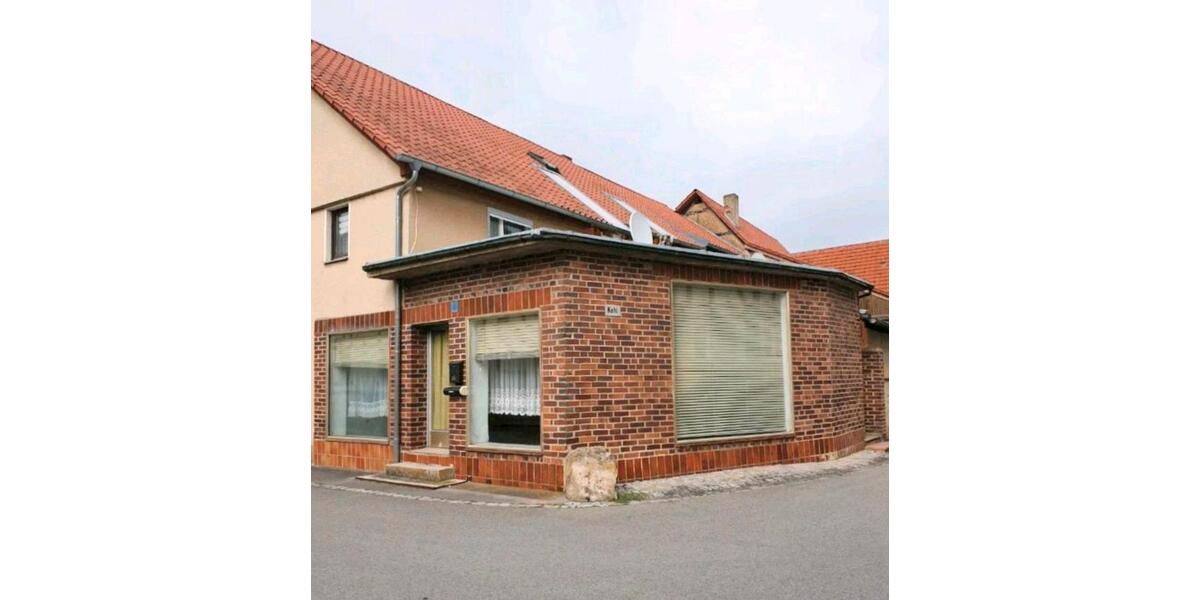 Einfamilienhaus Sulzfeld - 11 Zimmer, 208 m&sup2;, 149.000&euro; | Angebot:23488843