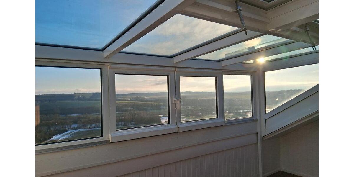 Dachgeschoßwohnung Gädheim - 3 Zimmer, 98 m&sup2;, 750&euro; | Angebot:24864276