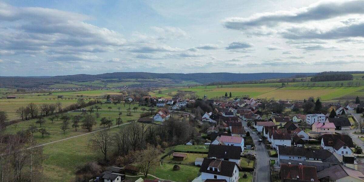 Einfamilienhaus Oberthulba Frankenbrunn - 7 Zimmer, 181 m&sup2;, 240.000&euro; | Angebot:26160816