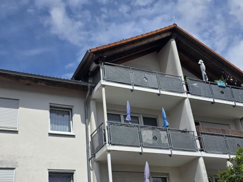 3-Zimmer-Eigentumswohnung mit Balkon und Stellplatz in 97450 Arnstein (10682) - Dachgeschoßwohnung Arnstein Arnstein , Unterfr | Angebot:27001700