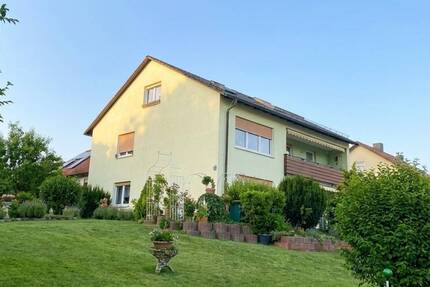 Haus Hammelburg / Untererthal Untererthal - 7 Zimmer, 244 m&sup2;, 337.000&euro; | Angebot:26036920