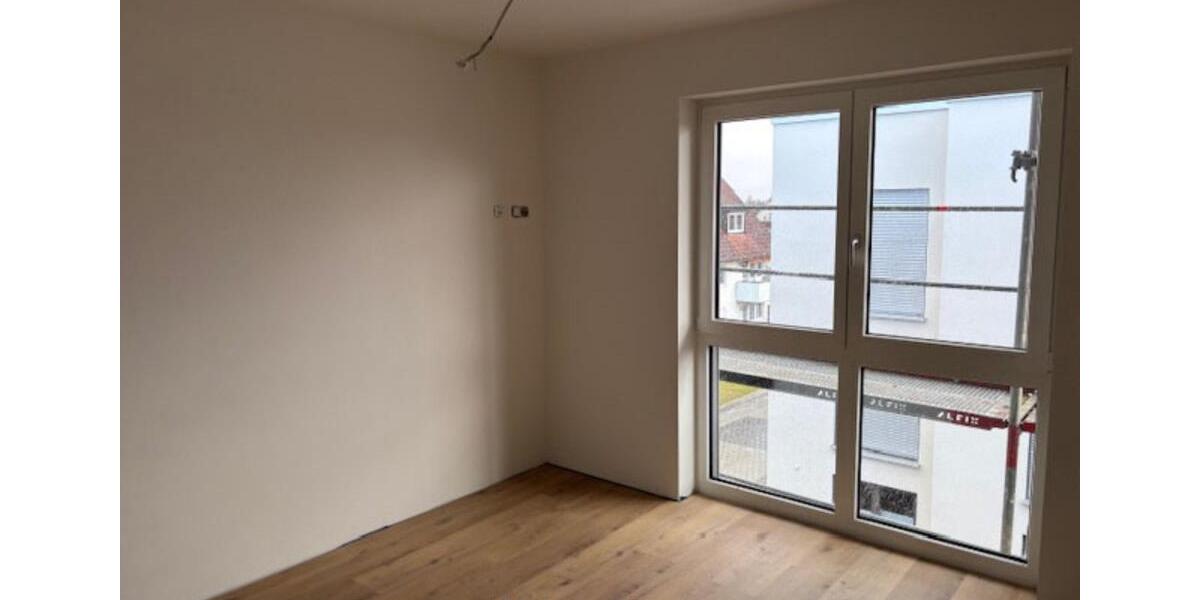 Etagenwohnung Haßfurt - 3 Zimmer, 86 m&sup2;, 1.210&euro; | Angebot:25126712