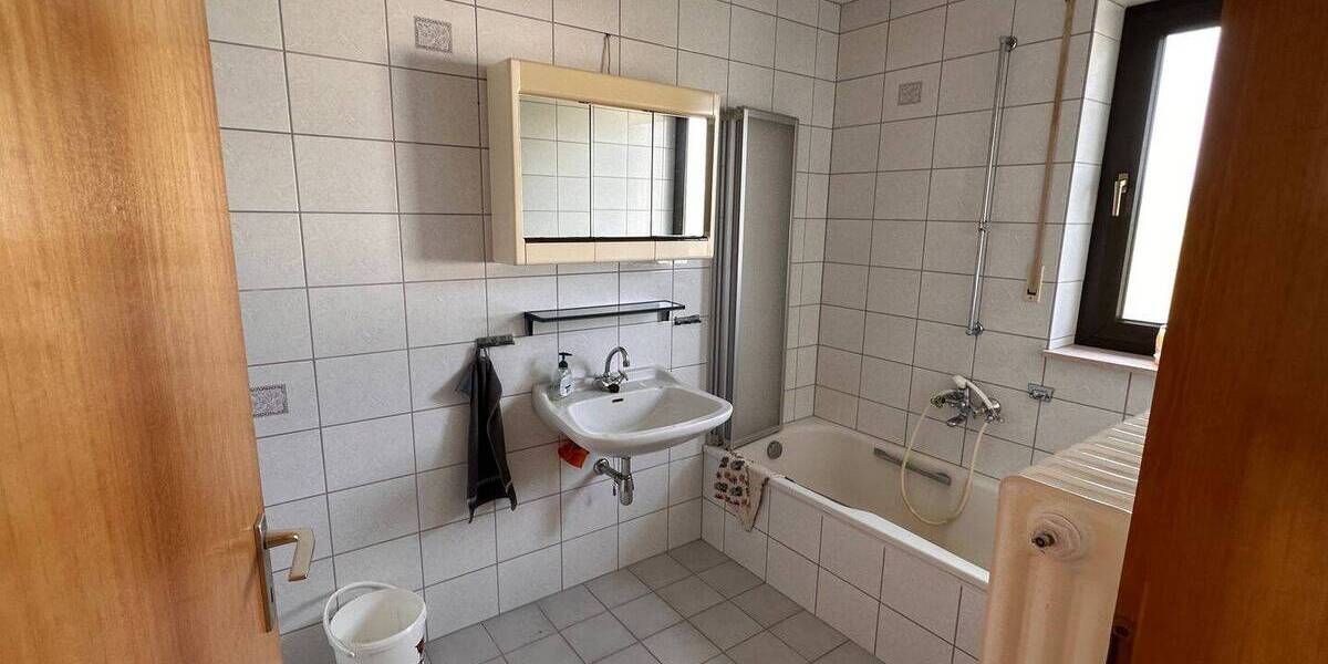 Mehrfamilienhaus, Wohnhaus Werneck Egenhausen - 1 Zimmer, 249 m&sup2;, 379.000&euro; | Angebot:25957243