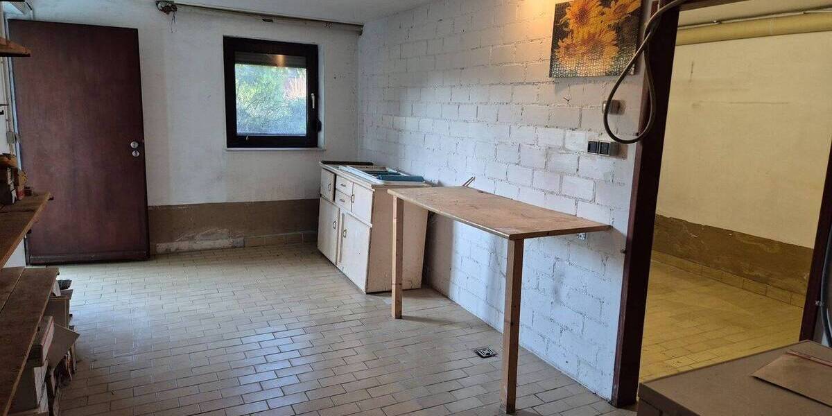 Mehrfamilienhaus, Wohnhaus Aura a.d.Saale - 7 Zimmer, 211 m&sup2;, 339.000&euro; | Angebot:26154575