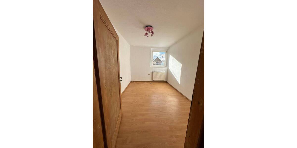 Mehrfamilienhaus, Wohnhaus Gerolzhofen Rügshofen - 9 Zimmer, 219 m&sup2;, 349.000&euro; | Angebot:26092644