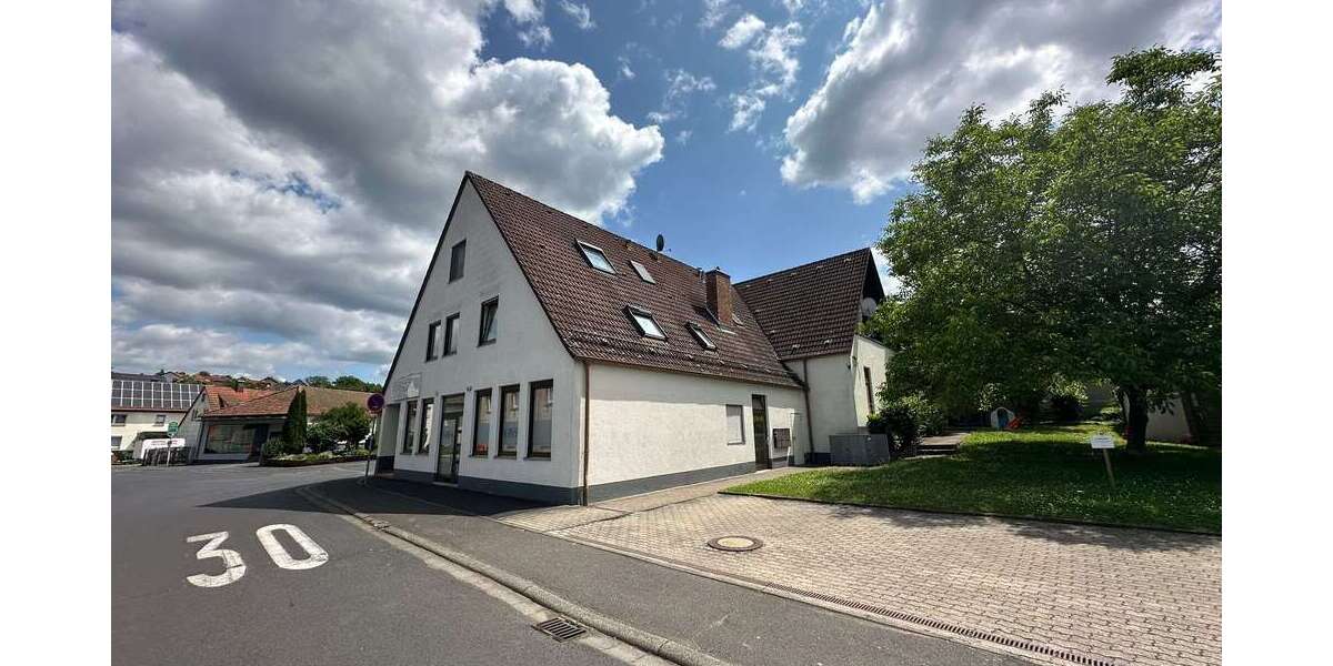 Einfamilienhaus Bad Kissingen Hausen - 13 Zimmer, 453 m&sup2;, 459.000&euro; | Angebot:22939588
