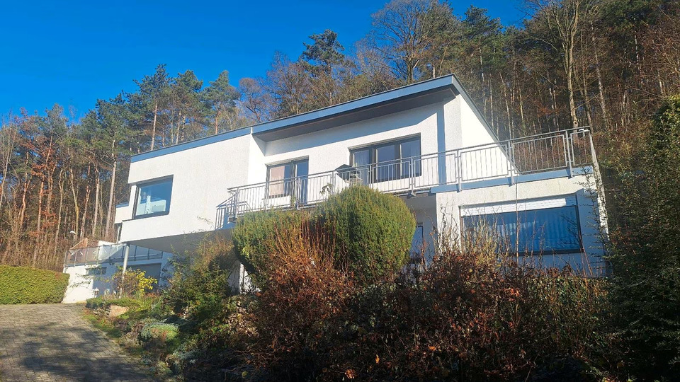 Einfamilienhaus Bad Kissingen - 7.5 Zimmer, 176 m&sup2;, 695.000&euro; | Angebot:24745304