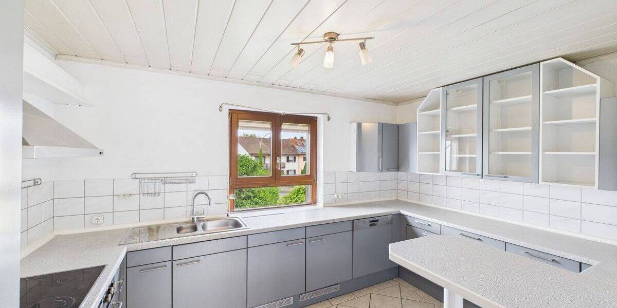 Doppelhaushälfte Volkach - 8 Zimmer, 185 m&sup2;, 357.000&euro; | Angebot:25737335