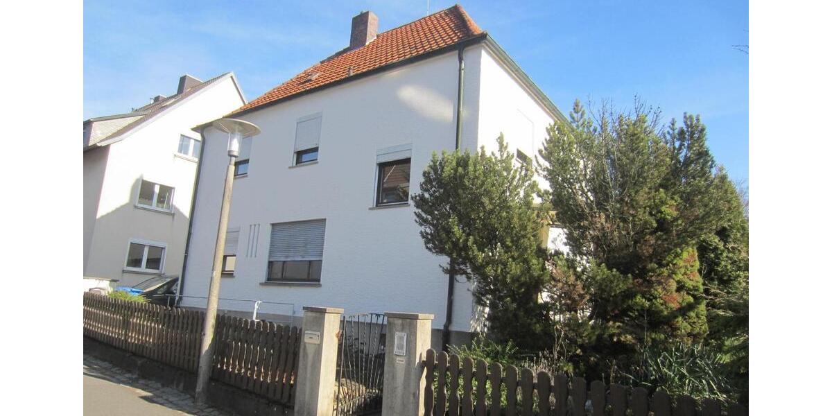 Einfamilienhaus Schweinfurt Gartenstadt - 8 Zimmer, 140 m&sup2;, 399.000&euro; | Angebot:24876776