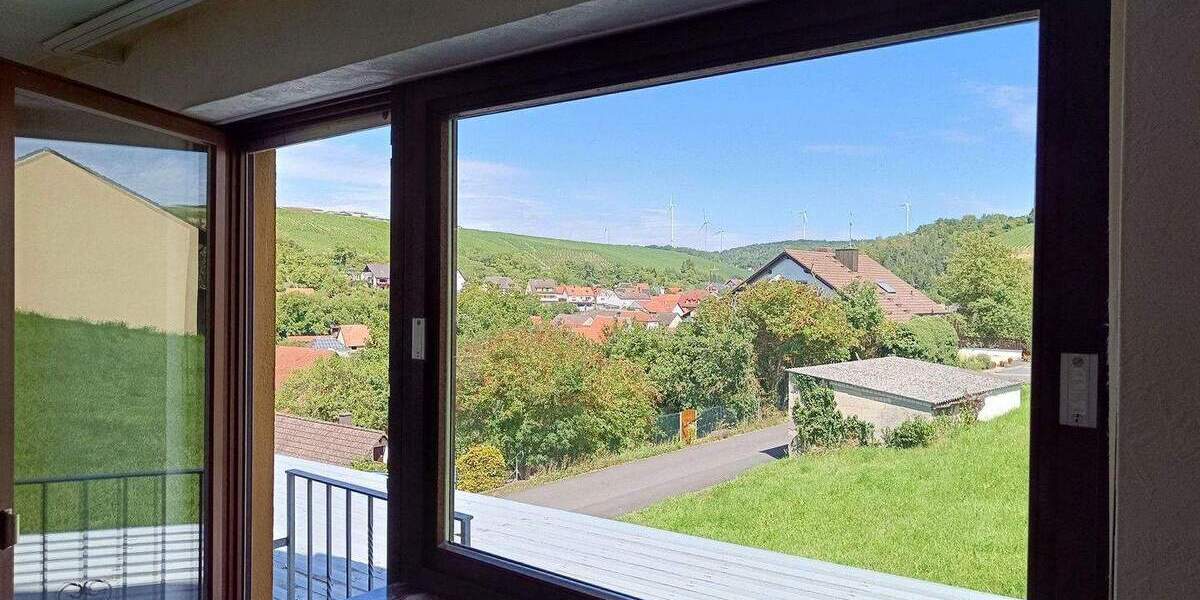 Einfamilienhaus Retzstadt - 8 Zimmer, 185 m&sup2;, 295.000&euro; | Angebot:25716350