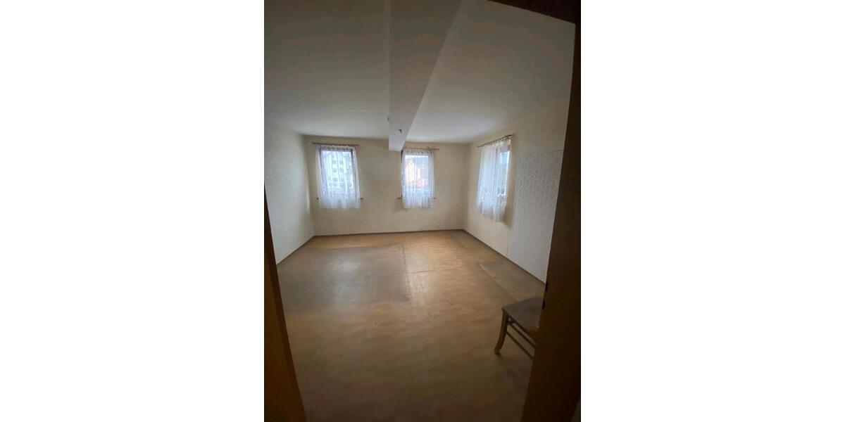 Einfamilienhaus Fuchsstadt - 60.000&euro; | Angebot:26091155