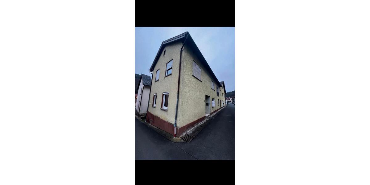 Doppelhaushälfte Ramsthal - 4 Zimmer, 125 m&sup2;, 150.000&euro; | Angebot:24963264