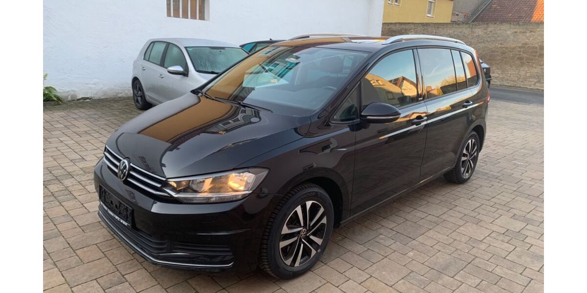 VW Touran 60.000 km 24.990 &euro; Werneck/Eßleben 97440
