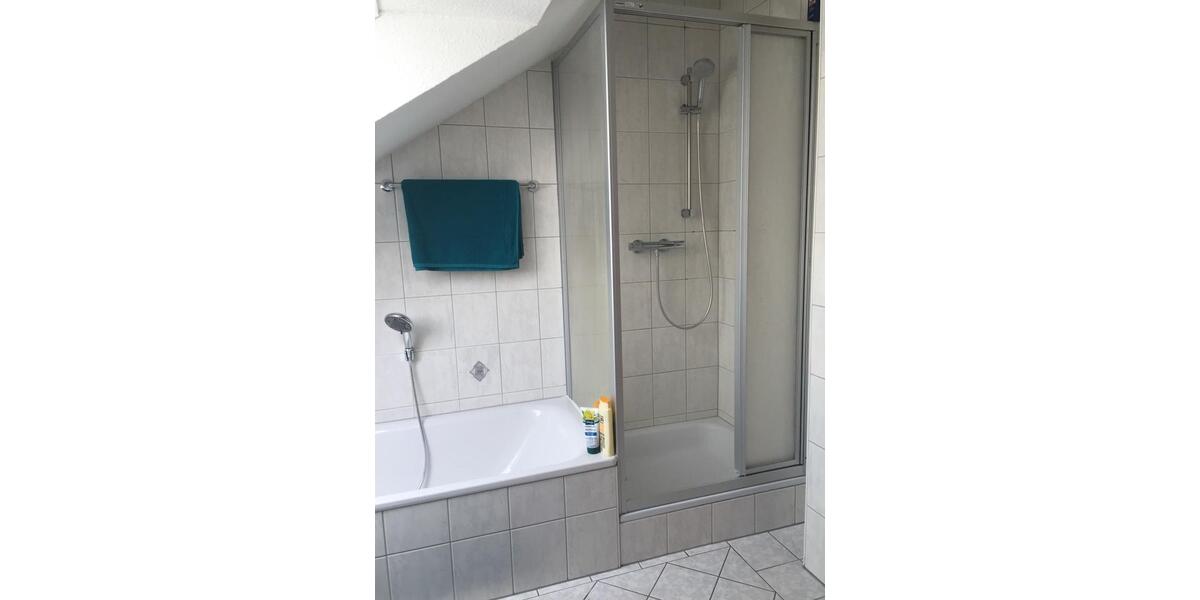 Dachgeschoßwohnung Bad Kissingen - 3.5 Zimmer, 89 m&sup2;, 750&euro; | Angebot:26048602