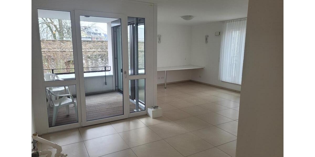 Etagenwohnung Schweinfurt Gartenstadt - 5 Zimmer, 173 m&sup2;, 1.900&euro; | Angebot:26004629