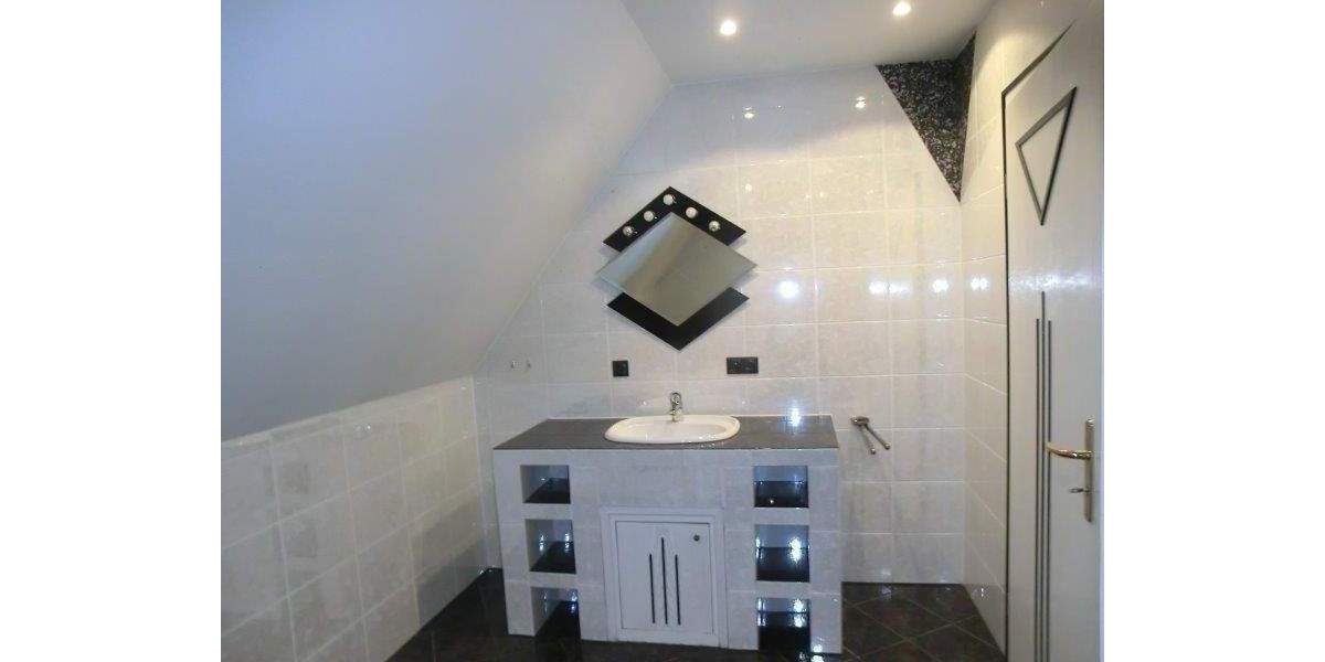 Einfamilienhaus Grettstadt Obereuerheim - 1 Zimmer, 280 m&sup2;, 550.000&euro; | Angebot:26078307