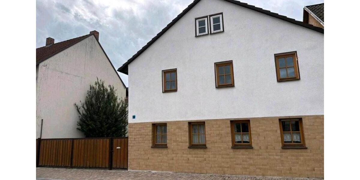 Einfamilienhaus Sulzfeld - 10 Zimmer, 209 m&sup2;, 205.000&euro; | Angebot:23431179