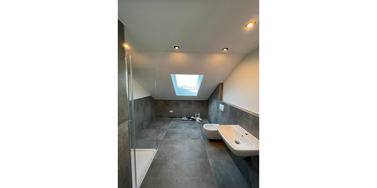 Dachgeschoßwohnung Knetzgau - 3 Zimmer, 70 m&sup2;, 700&euro; | Angebot:26045180