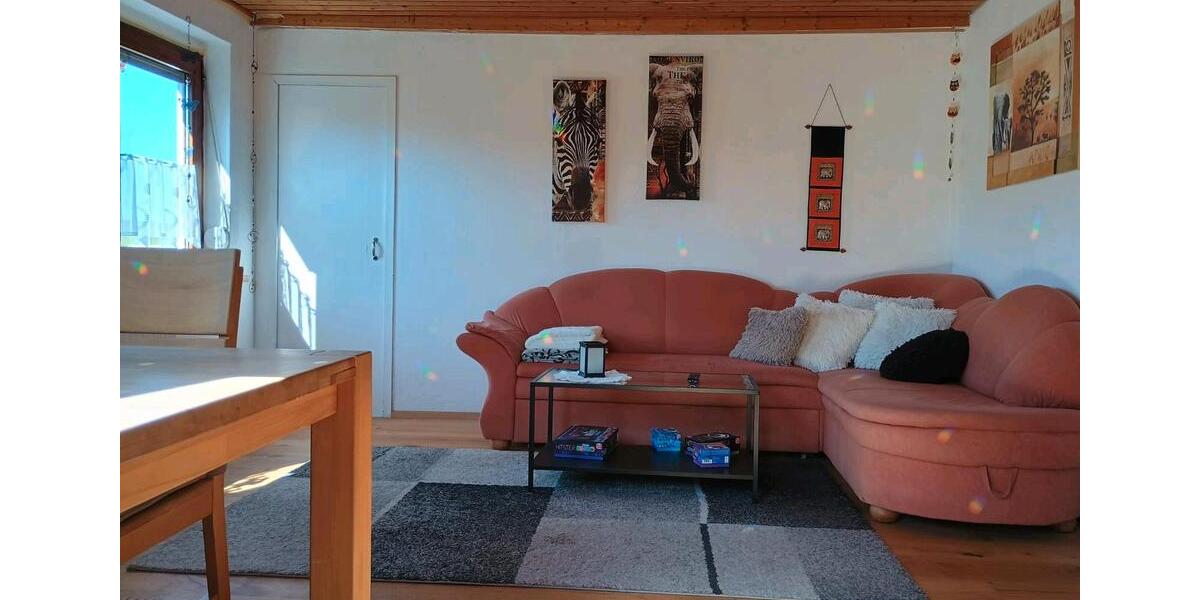 Dachgeschoßwohnung Knetzgau - 3 Zimmer, 70 m&sup2;, 550&euro; | Angebot:26006516
