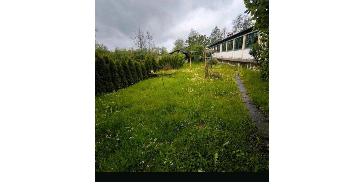 Einfamilienhaus Rauhenebrach - 8 Zimmer, 235 m&sup2;, 225.000&euro; | Angebot:27112116