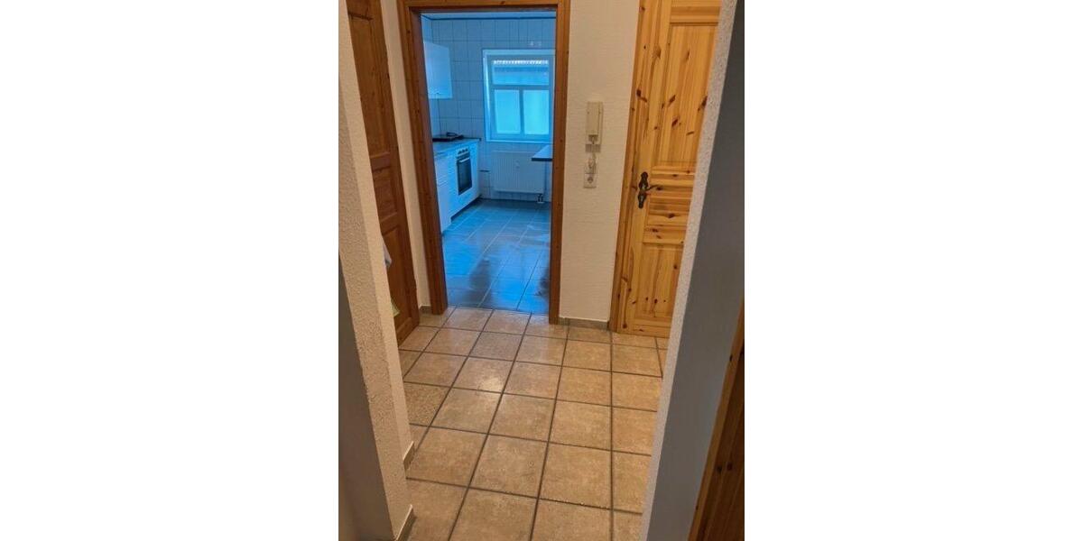 Etagenwohnung Dingolshausen - 2 Zimmer, 45 m&sup2;, 469&euro; | Angebot:26048606