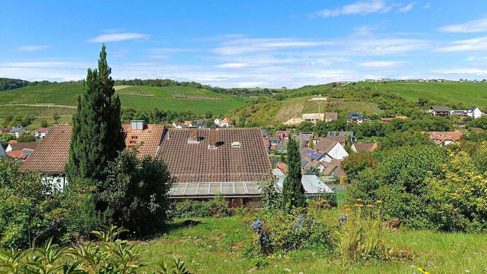 Einfamilienhaus Retzstadt - 8 Zimmer, 185 m&sup2;, 295.000&euro; | Angebot:25716350