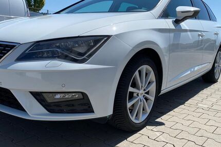 Seat Leon 68.251 km 13.500 &euro; Bergtheim 97241