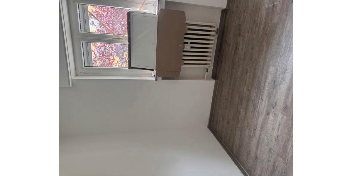 Etagenwohnung Schweinfurt Haardt - 1.5 Zimmer, 43 m&sup2;, 399&euro; | Angebot:26275438