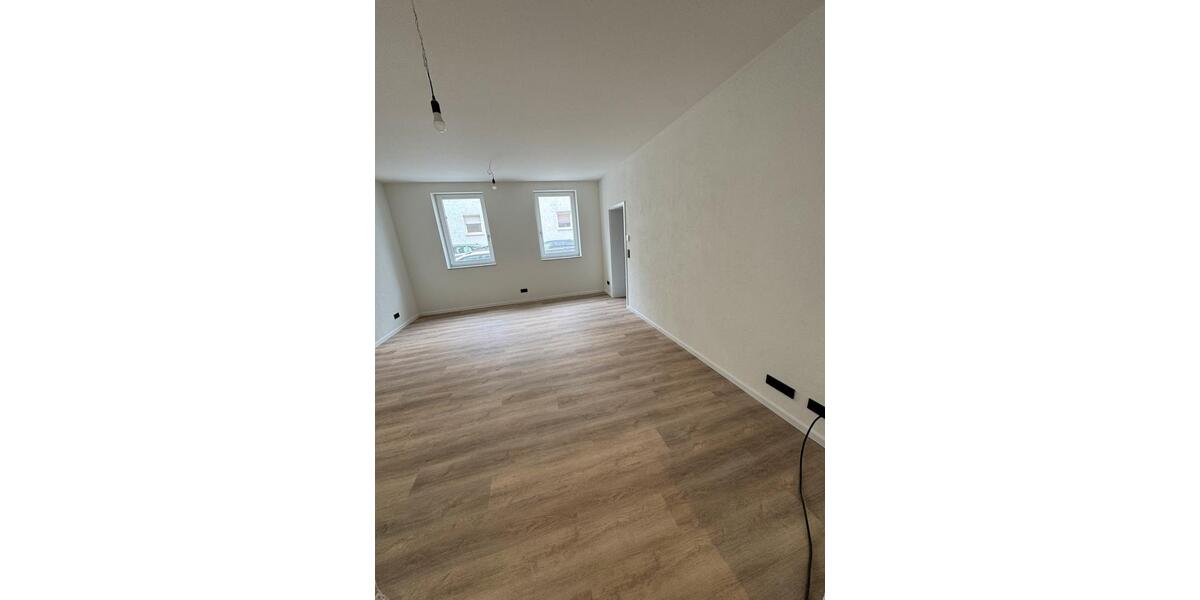 Erdgeschoßwohnung Dittelbrunn - 3 Zimmer, 83 m&sup2;, 1.050&euro; | Angebot:26640898