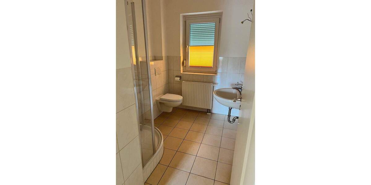 Einfamilienhaus Bad Kissingen - 6 Zimmer, 150 m&sup2;, 650.000&euro; | Angebot:26768437