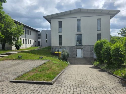 Kapitalanlage! Hochwertige GewerbeimmobilieBüroräume mit 1A-Mieter in 97424 Schweinfurt-Hainig (ID 10665) - Gewerbeobjekt Schweinfurt Schweinfurt | Angebot:26927253