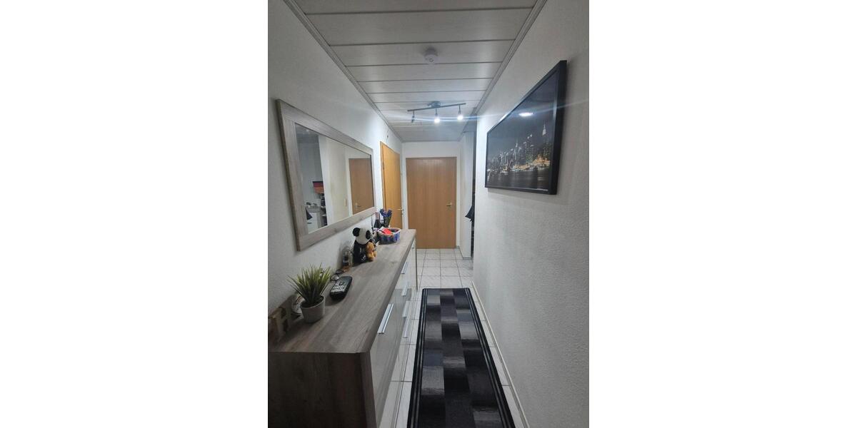 Etagenwohnung Niederwerrn - 3 Zimmer, 92 m&sup2;, 800&euro; | Angebot:25935691