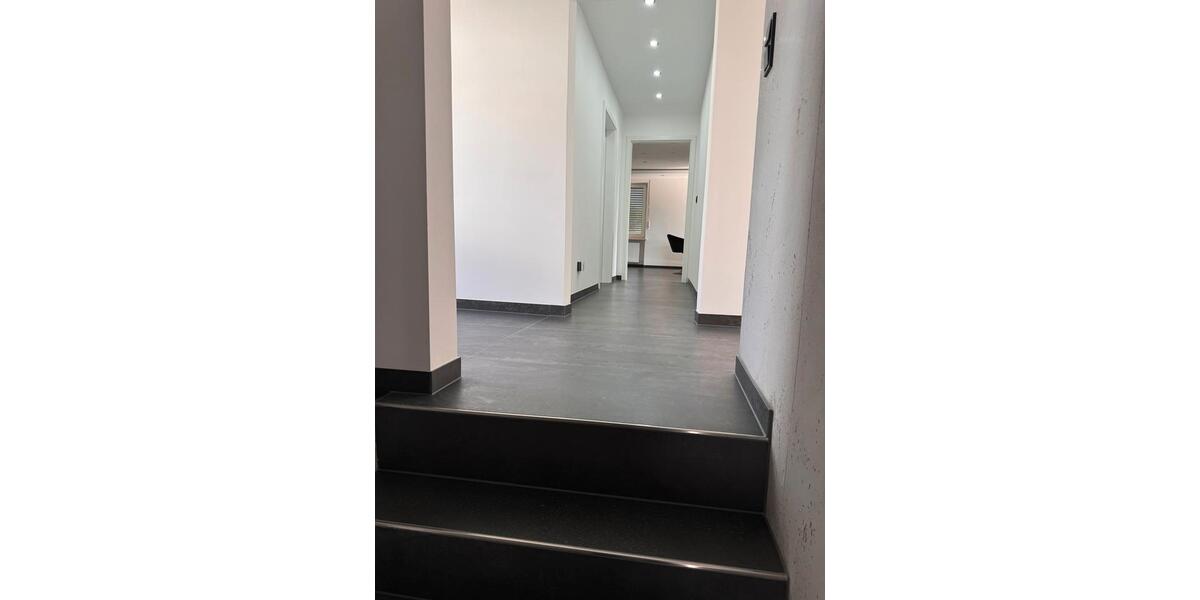 Einfamilienhaus Dittelbrunn - 7 Zimmer, 220 m&sup2;, 875.000&euro; | Angebot:26943854