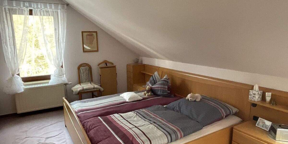 Doppelhaushälfte Bad Kissingen Garitz - 5 Zimmer, 125 m&sup2;, 319.000&euro; | Angebot:25730488