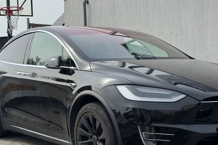 Tesla Model X 203.000 km 19.990 &euro; Wasserlosen 97535