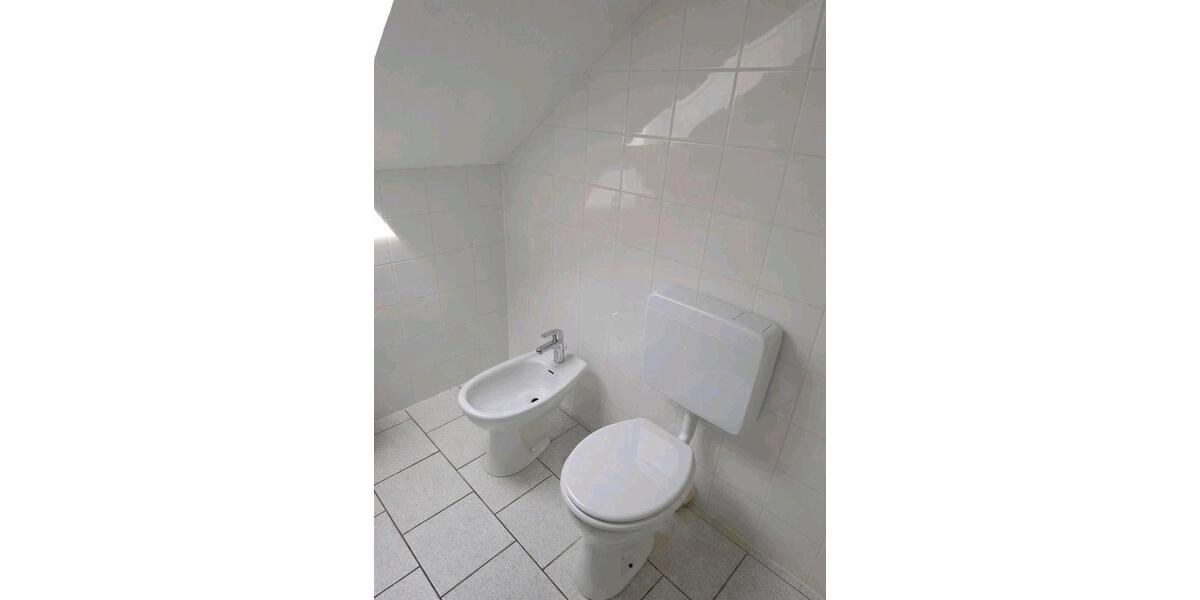 Reihenhaus Hohenroth - 9 Zimmer, 181 m&sup2;, 325.000&euro; | Angebot:26780713