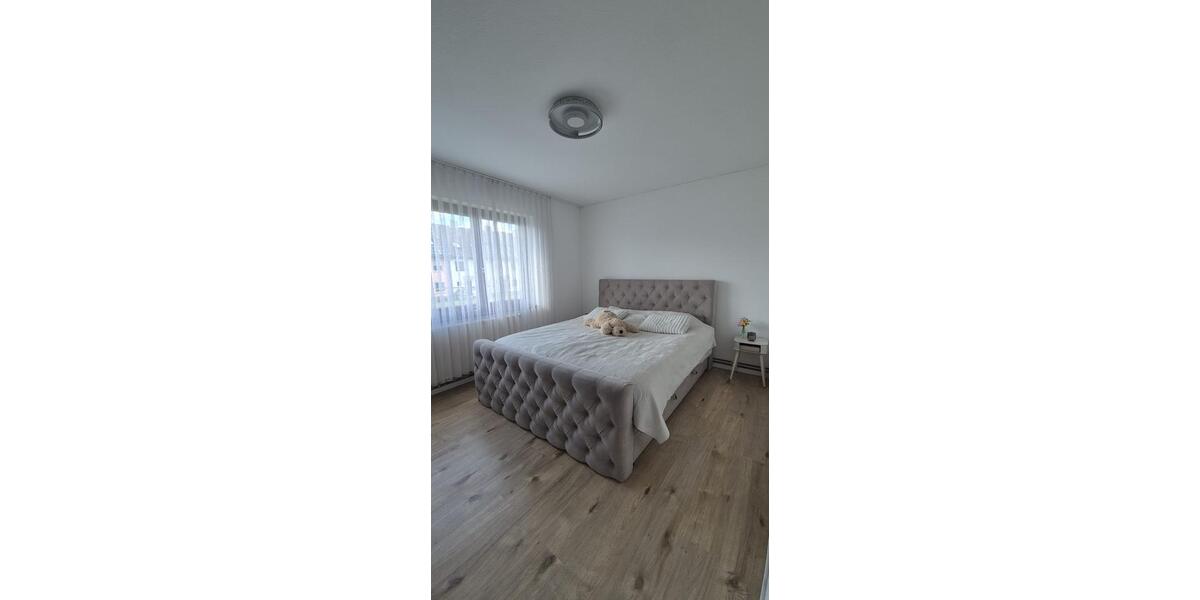 Etagenwohnung Gochsheim - 2 Zimmer, 60 m&sup2;, 700&euro; | Angebot:26598111