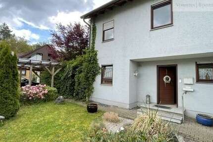 Haus Wiesentheid - 5 Zimmer, 101 m&sup2;, 322.000&euro; | Angebot:27113459