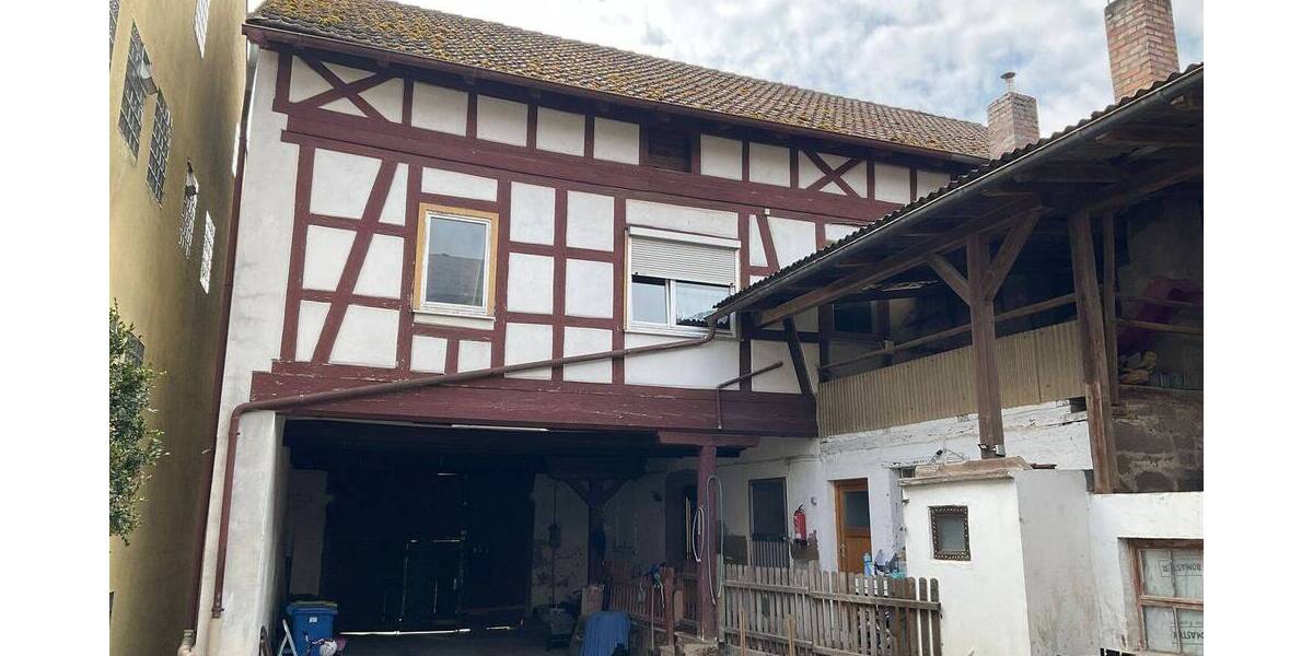 Mehrfamilienhaus, Wohnhaus Bundorf - 9 Zimmer, 200 m&sup2;, 149.000&euro; | Angebot:25733248