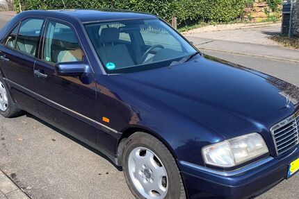 Mercedes-Benz C 220 183.354 km 3.500 &euro; Bad Kissingen 97688