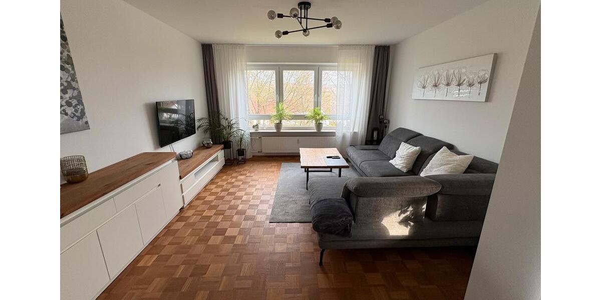 Hochparterre Schweinfurt Haardt - 4 Zimmer, 105 m&sup2;, 299.000&euro; | Angebot:25887755