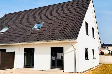 Haus Hohenroth - 4.5 Zimmer, 122 m&sup2;, 1.195&euro; | Angebot:25963060