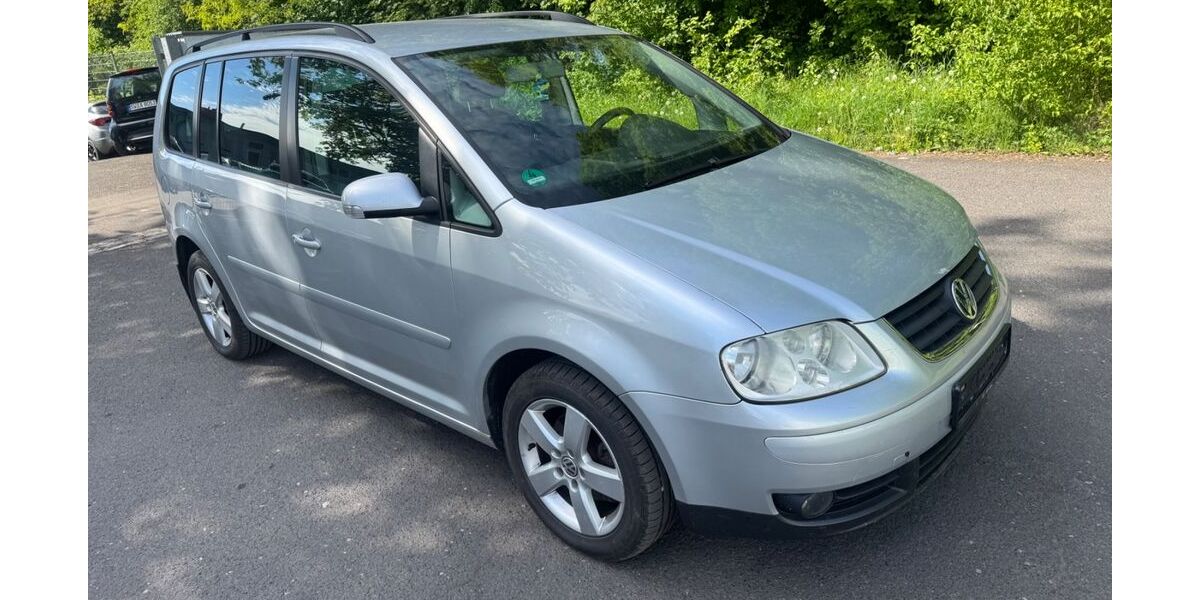 VW Touran 259.500 km 2.890 &euro; Schweinfurt 97422