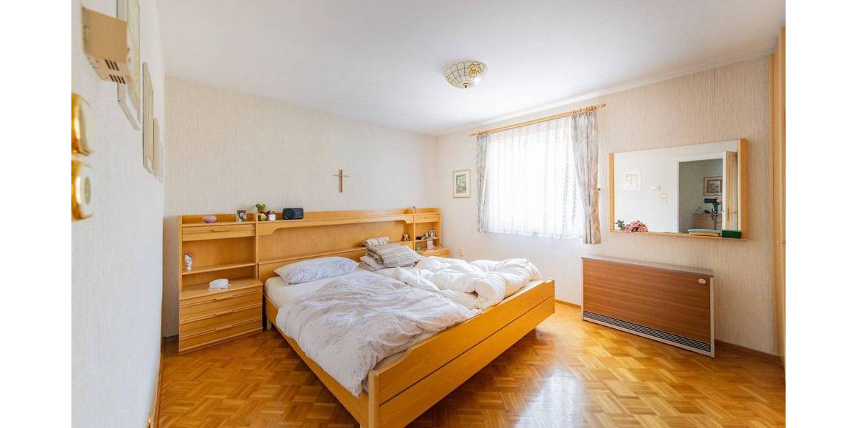 Reihenmittelhaus Sennfeld - 4 Zimmer, 115 m&sup2;, 279.990&euro; | Angebot:25768699