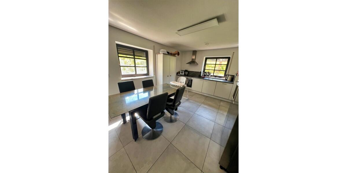 Etagenwohnung Königsberg in Bayern - 1 Zimmer, 50 m&sup2;, 400&euro; | Angebot:26663386
