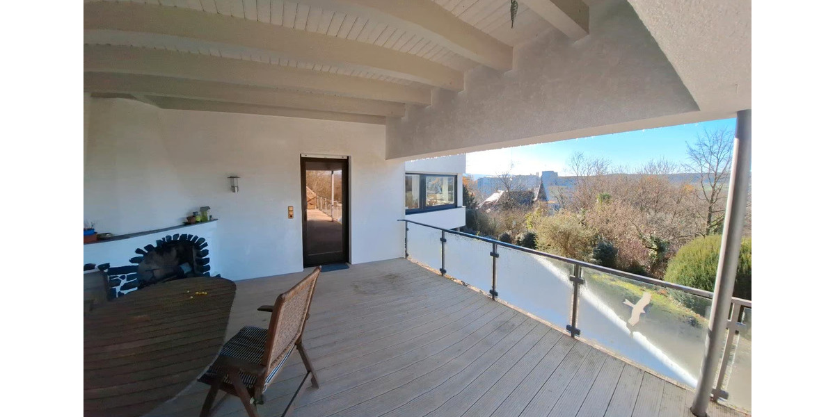 Einfamilienhaus Bad Kissingen - 7.5 Zimmer, 176 m&sup2;, 695.000&euro; | Angebot:24745304