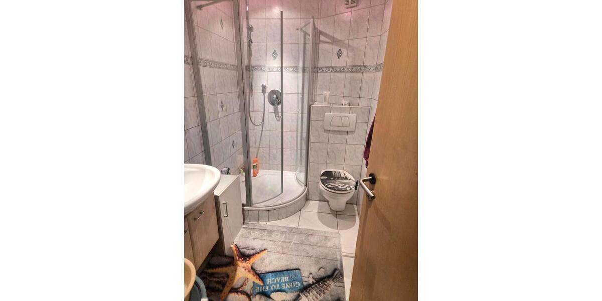 Einfamilienhaus Sulzfeld - 7 Zimmer, 208 m&sup2;, 209.000&euro; | Angebot:25870355