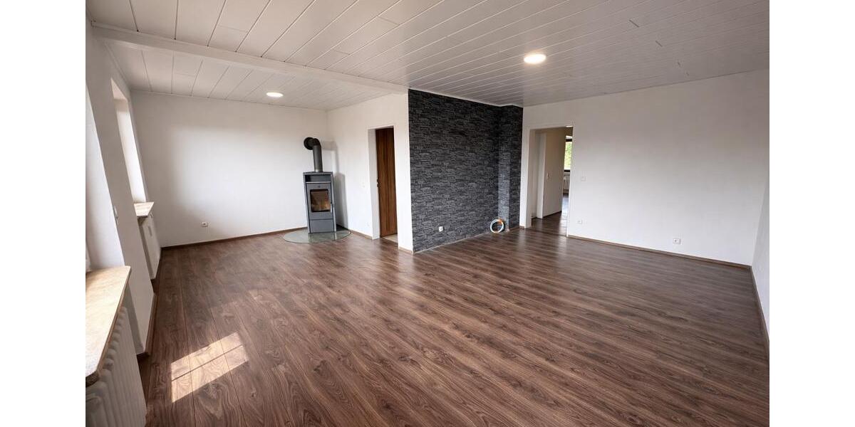 Erdgeschoßwohnung Poppenhausen - 2 Zimmer, 69 m&sup2;, 129.000&euro; | Angebot:26038380