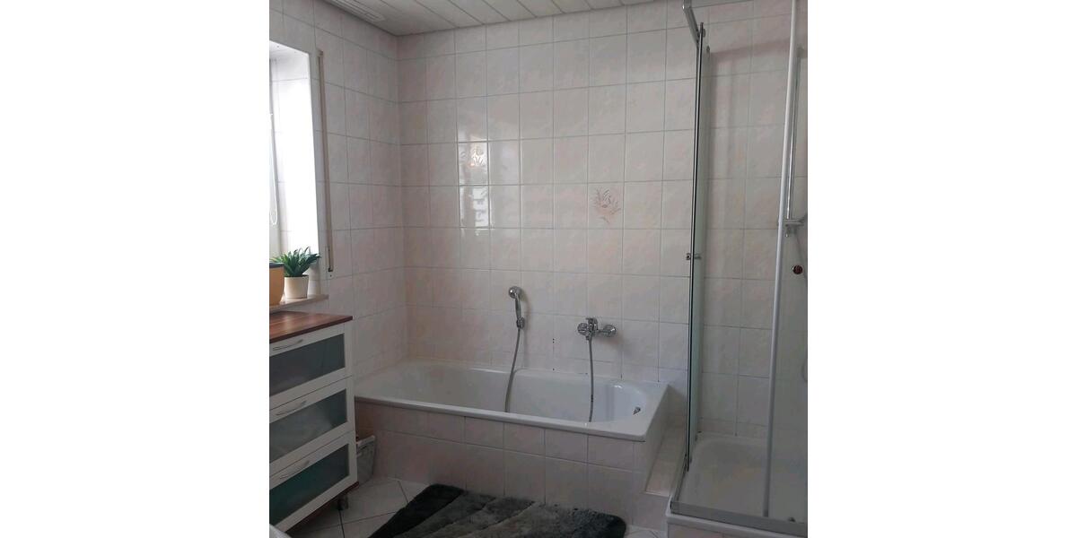 Etagenwohnung Arnstein - 3 Zimmer, 85 m&sup2;, 710&euro; | Angebot:26047313