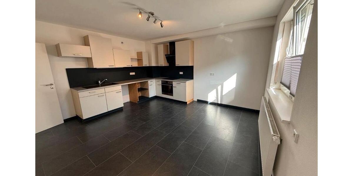 Erdgeschoßwohnung Arnstein - 2 Zimmer, 89 m&sup2;, 650&euro; | Angebot:25925055